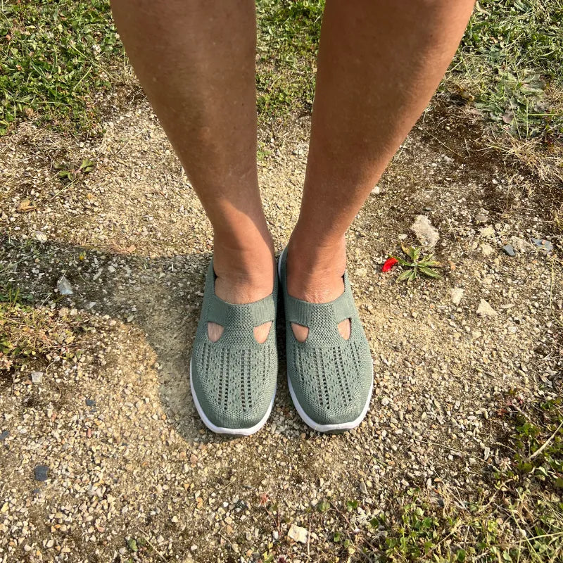 أحذية طبية - راحة للأقدام الحساسة 