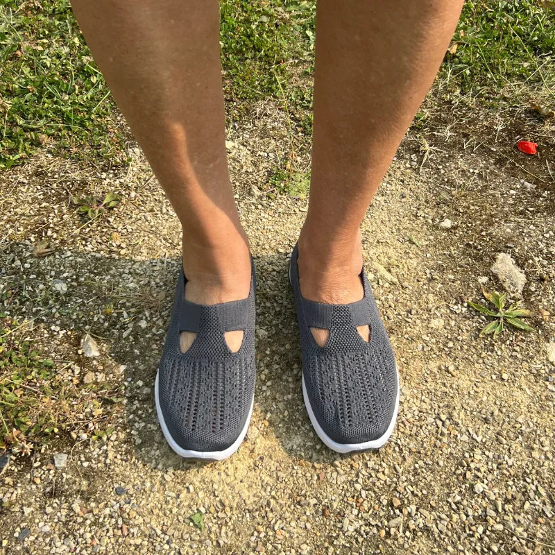 أحذية طبية - راحة للأقدام الحساسة 